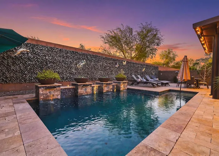 Modern 5br Pool Sleeps 14 Walk To Stadium